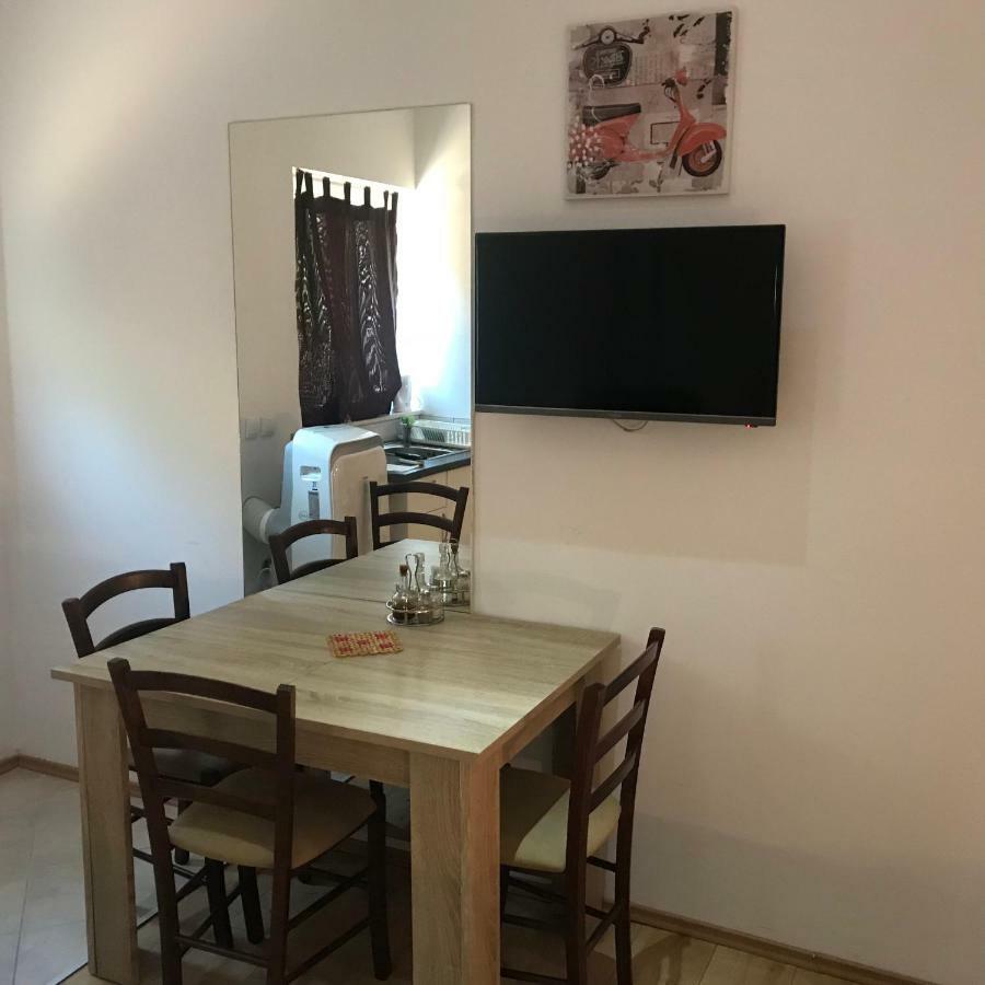 Peter&Zana Apartments สตารีกราด ภายนอก รูปภาพ